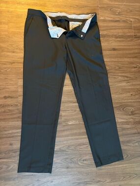 Haggar Black Men's Dress Pants - Modern Straight Leg